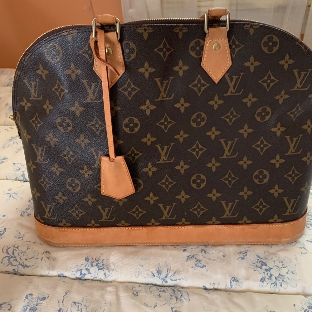 Louis Vuitton Alma GM